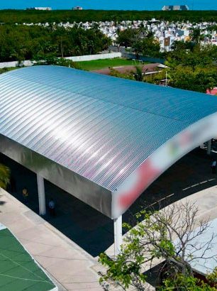 Iniciativa para la construcción de domos deportivos en escuelas de Quintana Roo para proteger la salud de estudiantes
