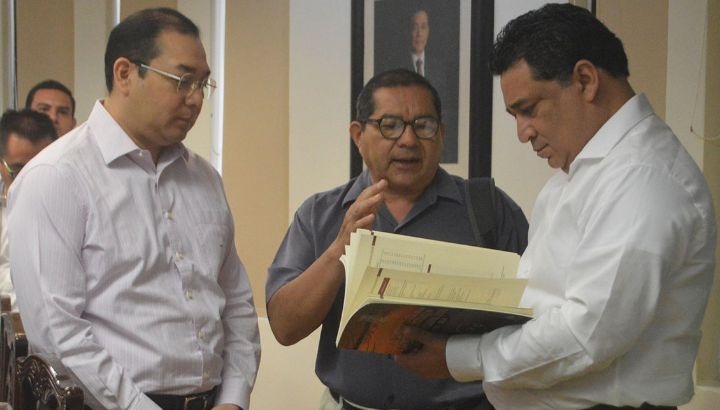 Exige académico de la UQROO a autoridades que “saquen las manos” de su sindicato