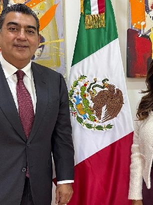 Mara Lezama y Sergio Salomón Céspedes fortalecen servicios migratorios para proteger el turismo en Quintana Roo