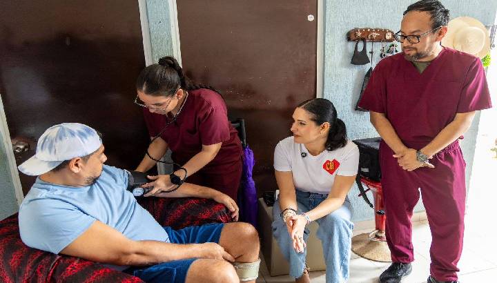 Estefanía Mercado acerca la salud a la casa de las y los playenses con sus brigadas de Salud Sin Tanto Choro