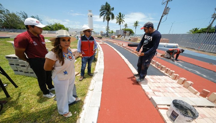 Supervisa Mara Lezama avances en la colocación de la superficie sintética en la primera pista de atletismo certificada de la Península en Chetumal