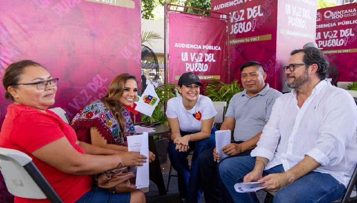 Mara Lezama y Estefanía Mercado hacen equipo en Audiencia Pública “La Voz del Pueblo” en Villas del Sol