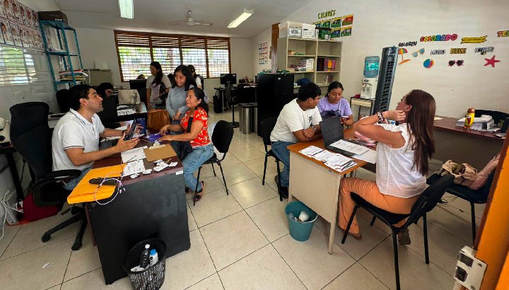 Instala SEQ módulos de atención para todos los aspirantes a estudiar su bachillerato y que aún no tienen espacio asignado