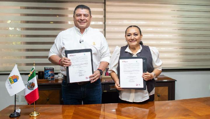 Firman convenio SEQ-COBAQROO para brindar el servicio educativo de nivel superior a distancia