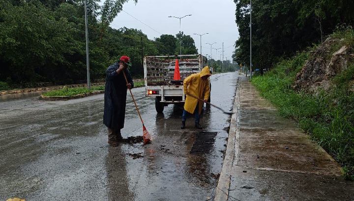 Activa Mary Hernández protocolo preventivo por condiciones climatológicas en Felipe Carrillo Puerto