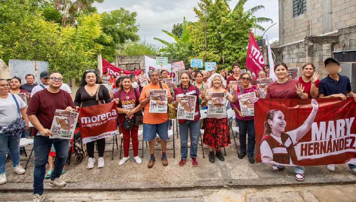 Morenistas de Chetumal abrazan a Mary Hernández: respaldan proyecto que inició con gente de trabajo