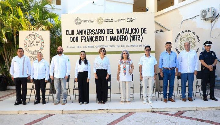 Gobierno de Playa del Carmen refrenda compromiso con la democracia, la transparencia y la justicia social